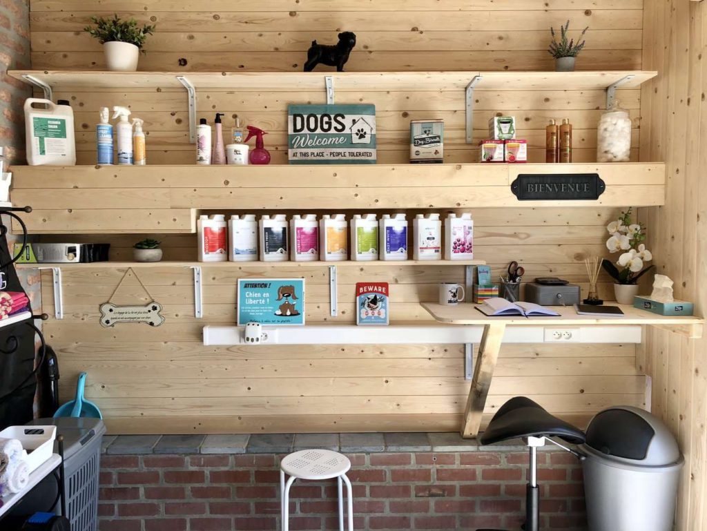 Le salon de toilettage pour chien